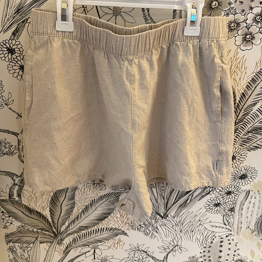 Rhythm Cream Button-Up Short Set - Picture 2 of 5